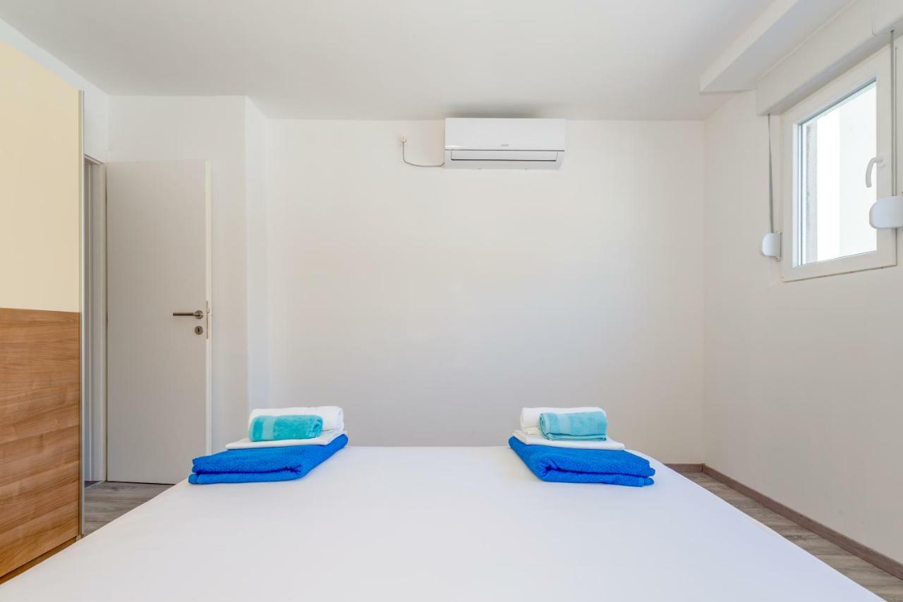 Kate Apartment Omis Exterior photo